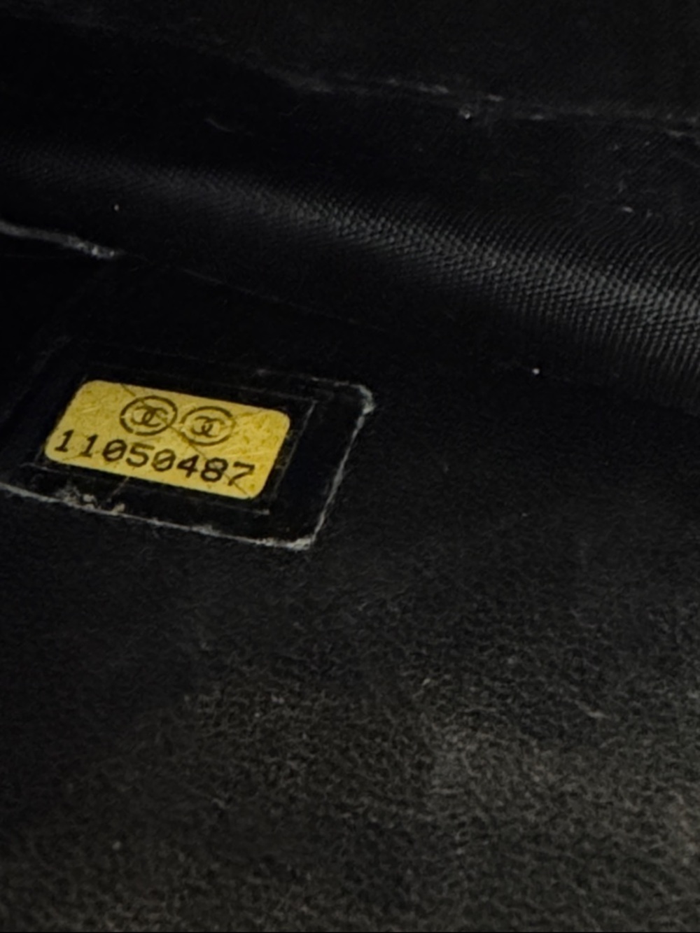 CHANEL Timeless Black Wallet on Chain Caviar - Picture 13 of 15